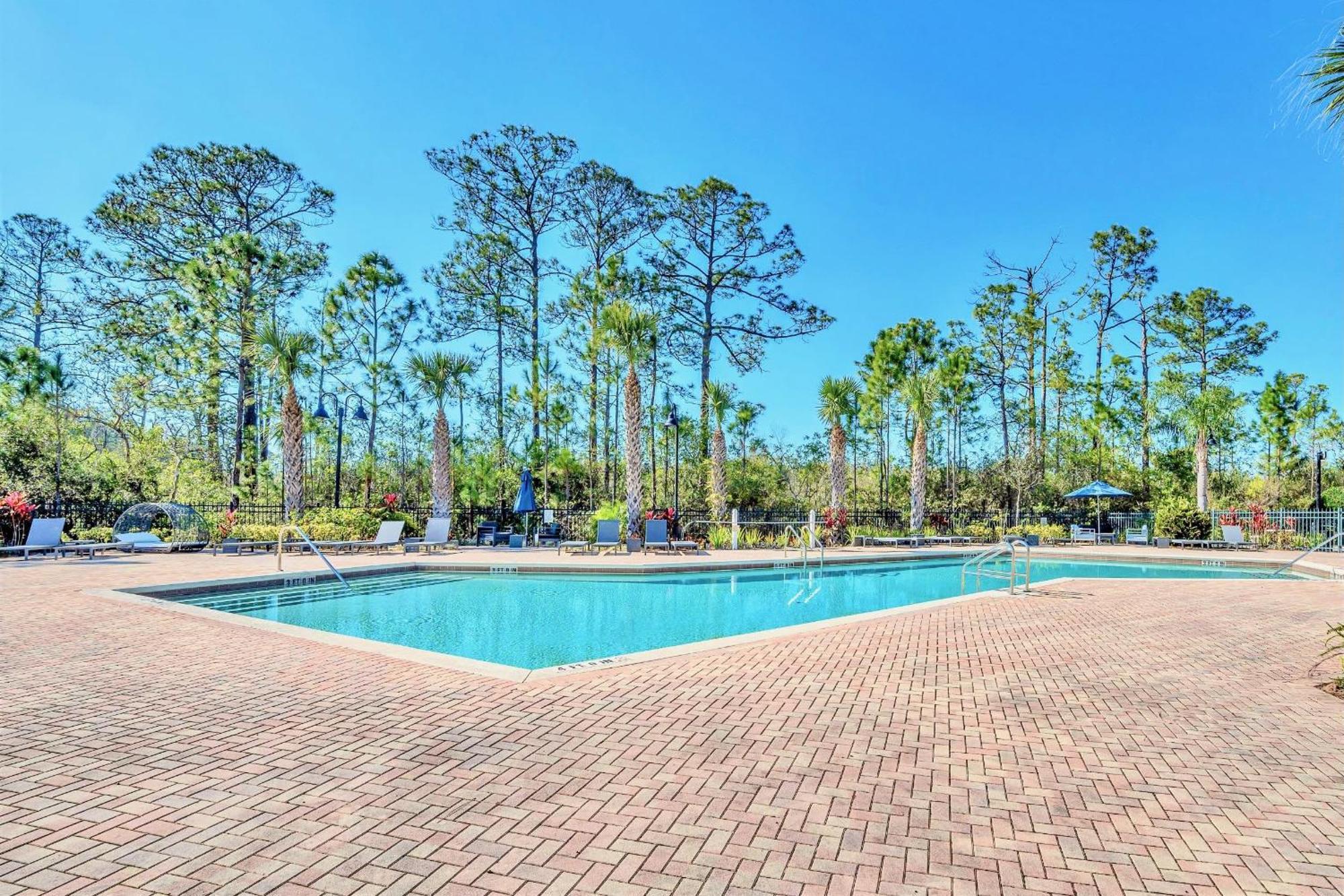 Luxury 2Br Condo - Pool & Hot Tub - Near Disney Orlando Zewnętrze zdjęcie