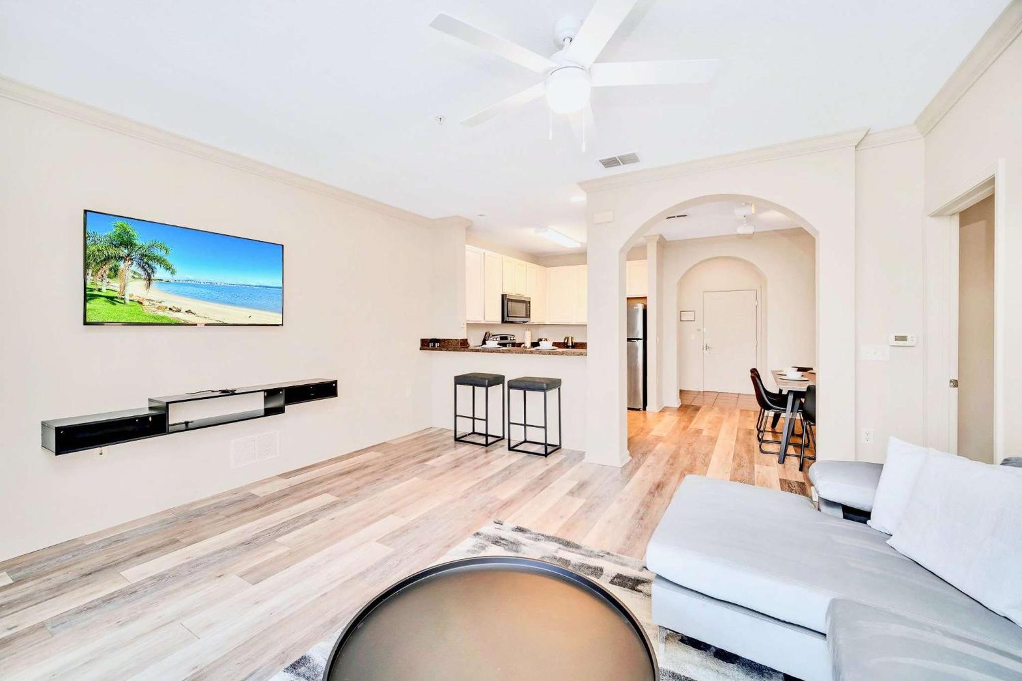 Luxury 2Br Condo - Pool & Hot Tub - Near Disney Orlando Zewnętrze zdjęcie