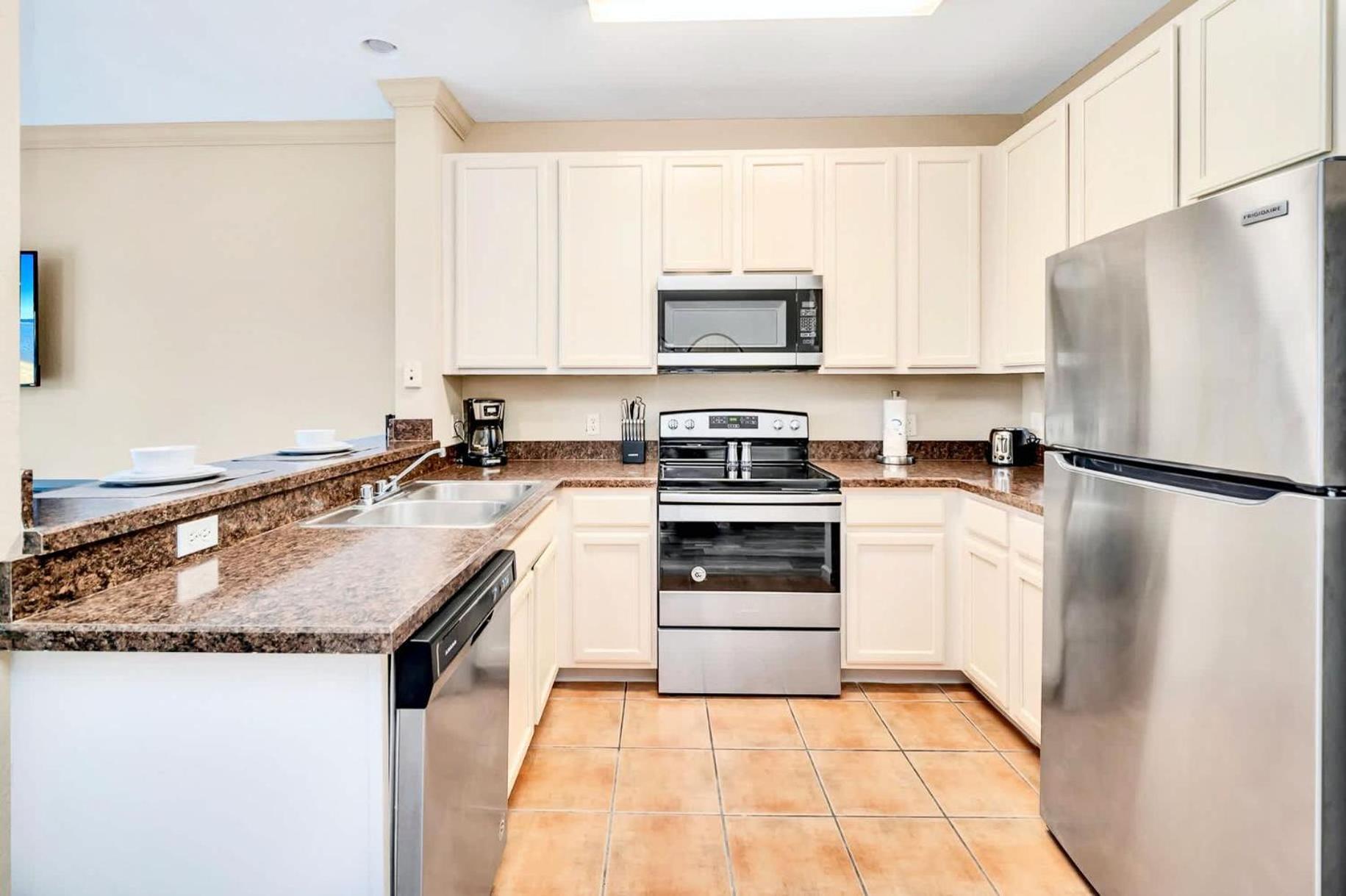Luxury 2Br Condo - Pool & Hot Tub - Near Disney Orlando Zewnętrze zdjęcie